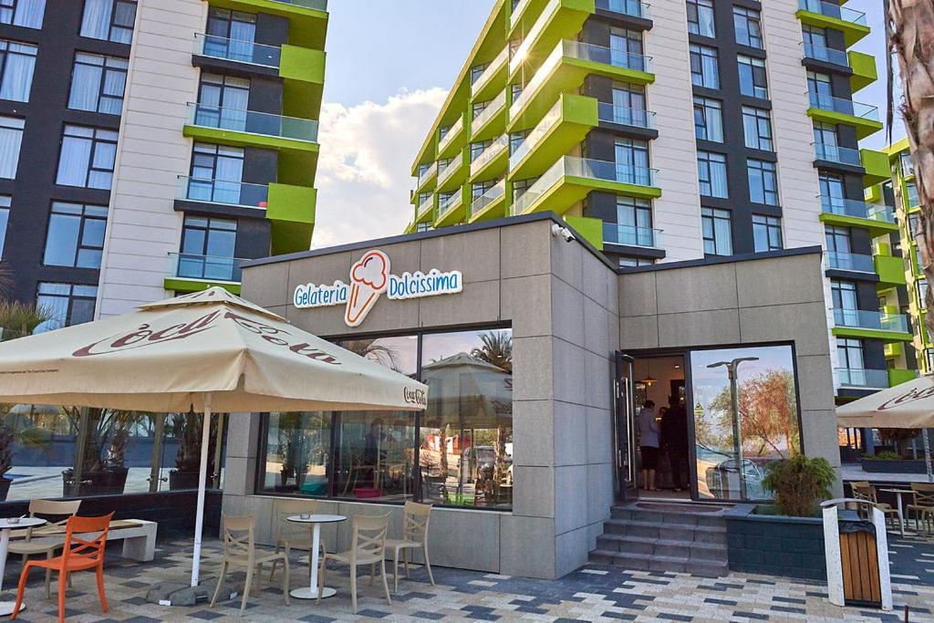 Sea Love Apt Spa N Pools Beach Resort Năvodari Esterno foto
